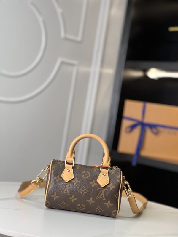 Authentic LOUIS VUITTON Monogram Nano Speedy M81085 Boston bag - Image 4