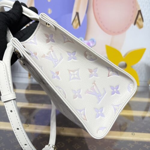 LOUIS VUITTON OntheGo PM Shoulder Handbag M25770 Monogram empreinte Dream Cream - Image 5