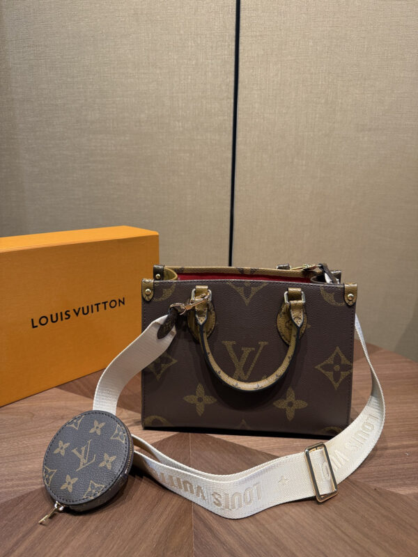 Authentic LOUIS VUITTON Monogram Giant On the Go PM M46373 Bag - Image 8