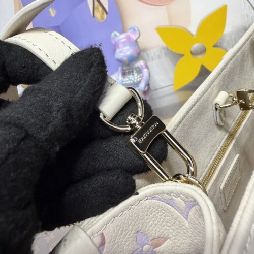 LOUIS VUITTON OntheGo PM Shoulder Handbag M25770 Monogram empreinte Dream Cream - Image 7