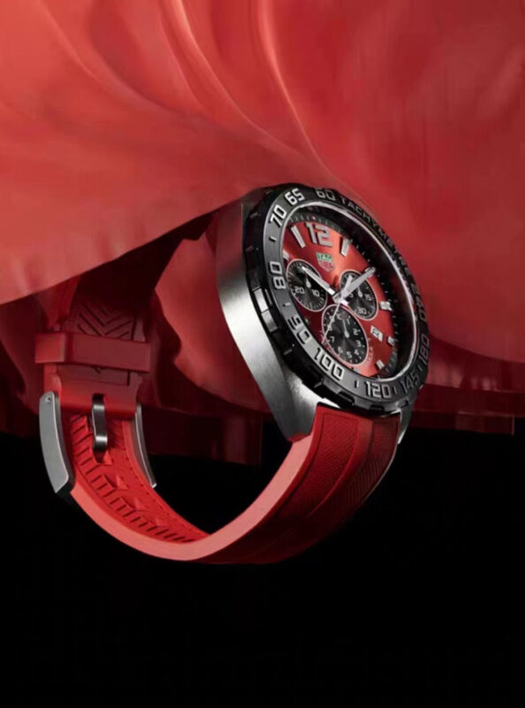 Tag Heuer Formula 1 Chronograph Quartz red Dial Men's Watch