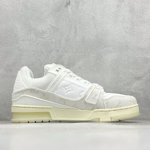Louis Vuitton Trainer Low Sneaker  Men's and Women Trainer Sneaker - Image 3