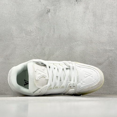 Louis Vuitton Trainer Low Sneaker  Men's and Women Trainer Sneaker - Image 4