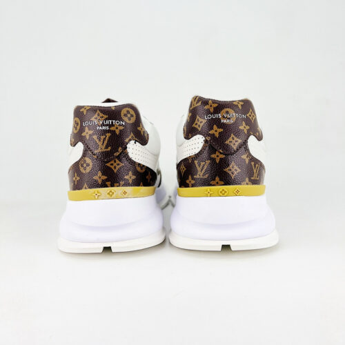 LOUIS VUITTON Men's and Women Trainer Sneaker - Image 8