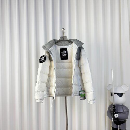 The North Face 1992 Thick Velvet Down Jacket - Image 8