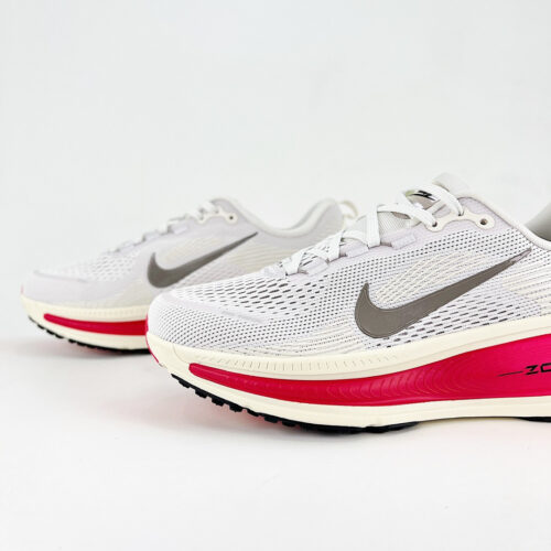 Nike VOMERO 18  PLUS Mens and Women Same style Running Shoes - Image 7