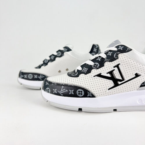 Louis Vuitton White Black Men’s Trainer Sneaker - Image 7