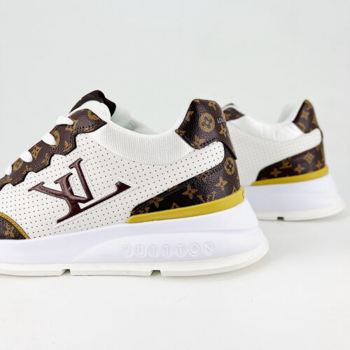 LOUIS VUITTON Men's and Women Trainer Sneaker - Image 6