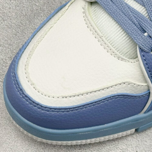 Louis Vuitton Trainer Low Sneaker  Men's and Women Trainer Sneaker - Image 7