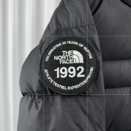 The North Face 1992 Women's Thick Velvet Down Jacket - Image 5