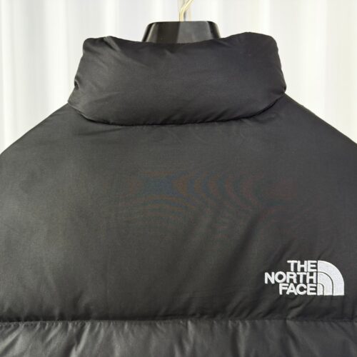 The North Face 1992 Women's Thick Velvet Down Jacket - Image 4