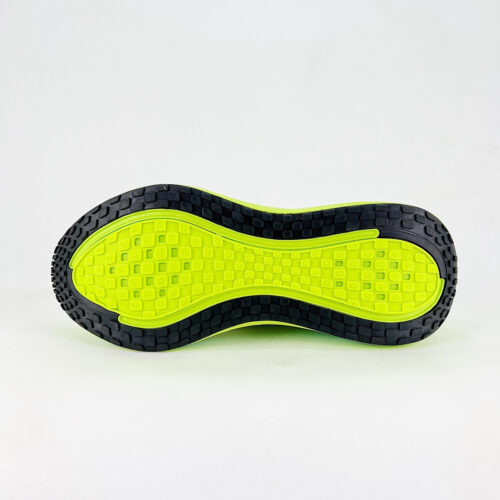 Nike VOMERO 18 PLUS Mens and Women Same style Running Shoes - Image 3