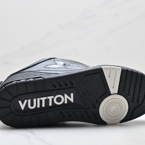 Louis vuitton Men's and Women Trainer Sneaker - Image 9
