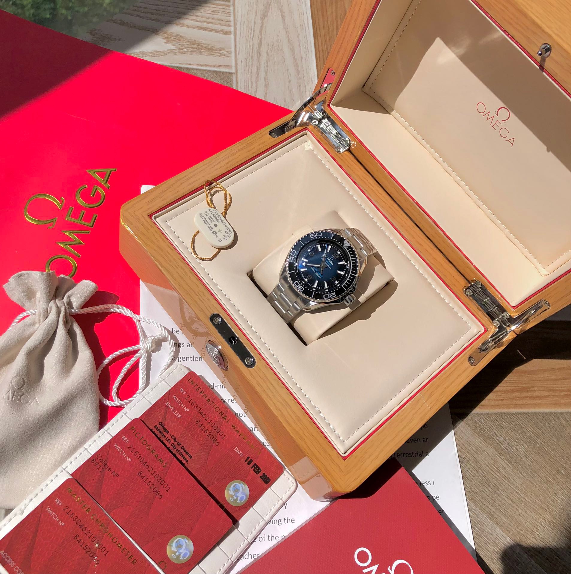 0 (1) OMEGA Seamaster Planet Ocean 215.30.46.21.03.001 Automatic Mechanical Black Blue Men's Watch - Image 1