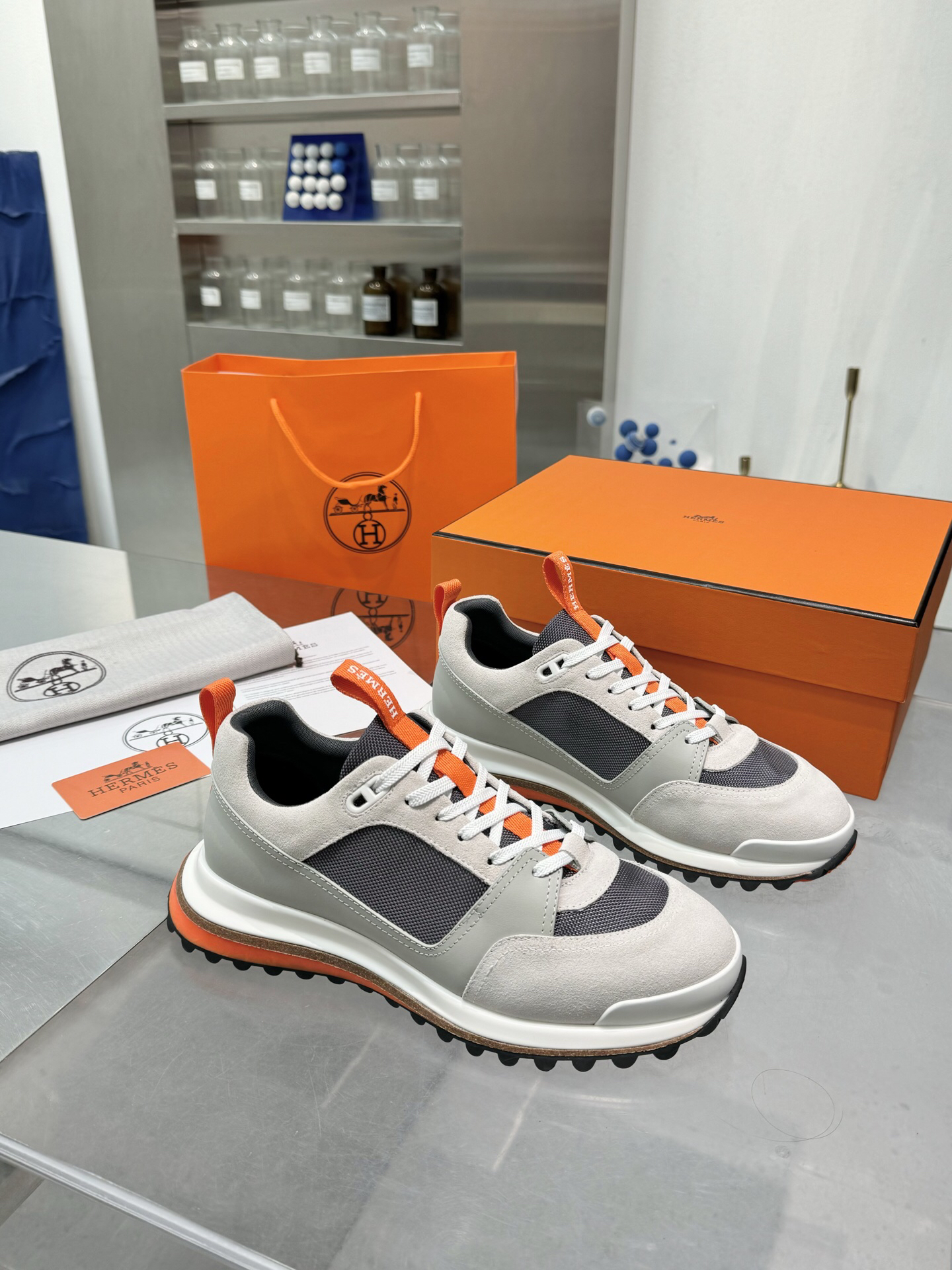 0 (1) Hermes Sneakers Men's Shoes - Image 1