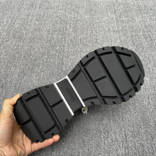 Hermes Men's Black Athletic Shoes - Image 3