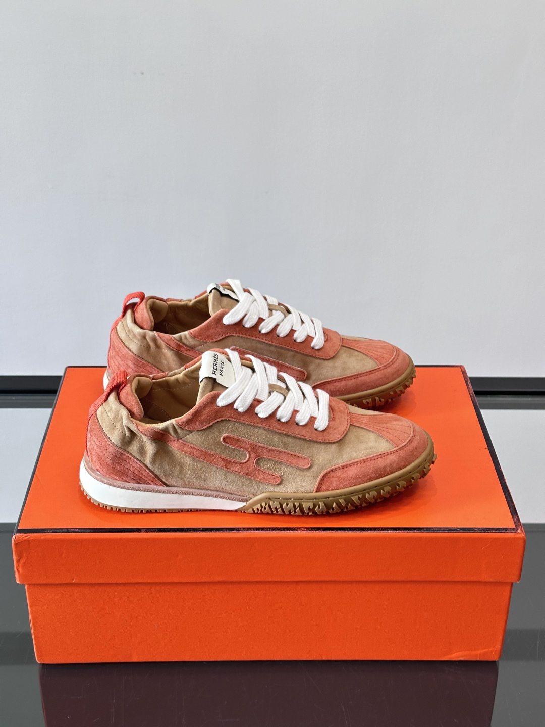 18 Hermes Jet Sneakers for Light Orange Men’s Women’s Shoes - Image 1