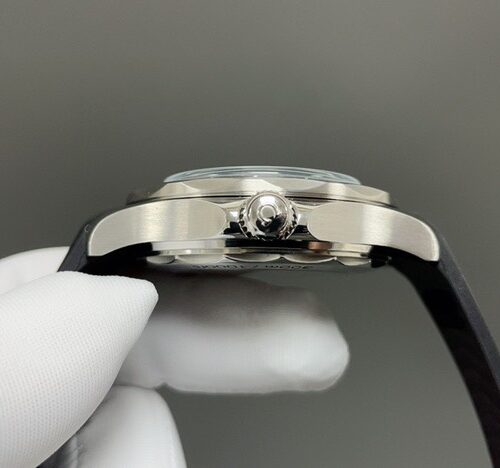 Omega Seamaster Diver 300m 210.32.42.20.01.001 Black Dial Rubber Strap Watch - Image 4