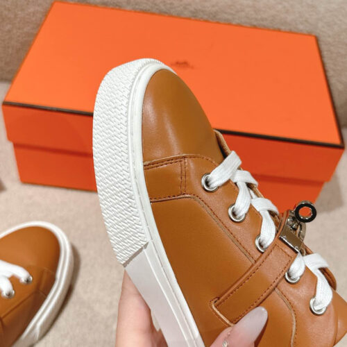 Hermes Men's Rose Gold Casual Shoes - Image 5