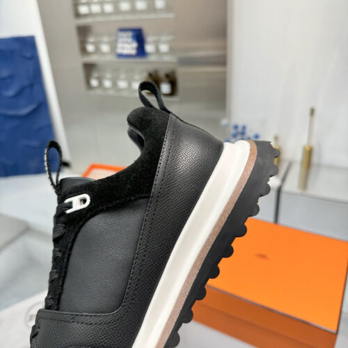 Hermes  Men's Sneakers Shoes - Image 4