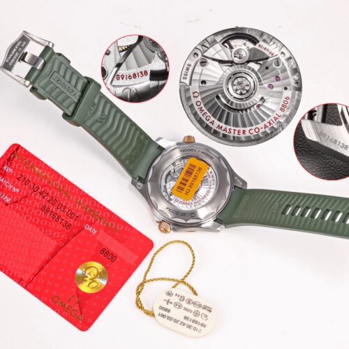 Omega Seamaster Diver 300M Automatic Green Men's Watch 210.92.42.20.10.001 - Image 4