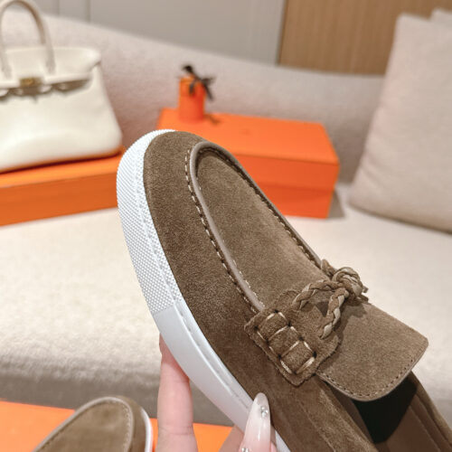 Hermes Lgnacio Men's Women's Brown Casual Shoes - Image 3