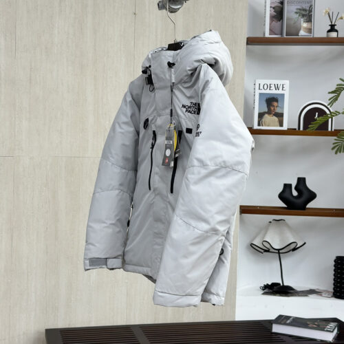 THE NORTH FACE Men's McMurdo Parka - Image 4