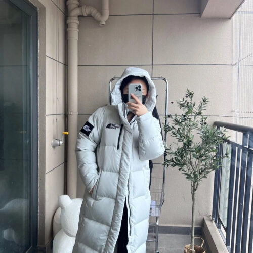 THE NORTH FACE Women's Long Style Down Jackets - Image 3